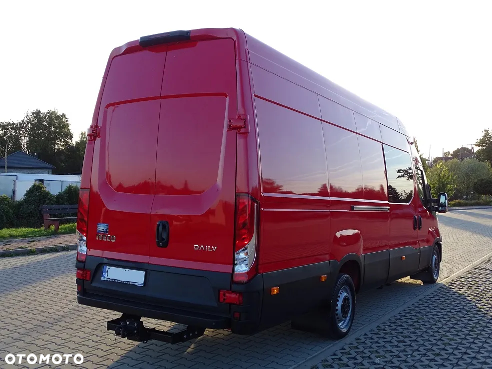 Iveco Daily 35S18 3.0 180 L4H3 Brygadówka DOKA 9 Osób BRUTTO!! UNIKAT!! JEDYNY TAKI!! JAK NOWY!! - 11
