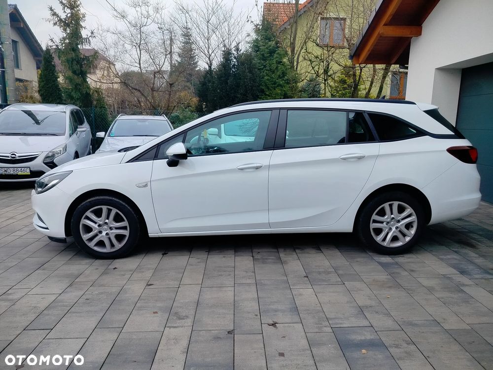 Opel Astra 1.4 Turbo Innovation - 2