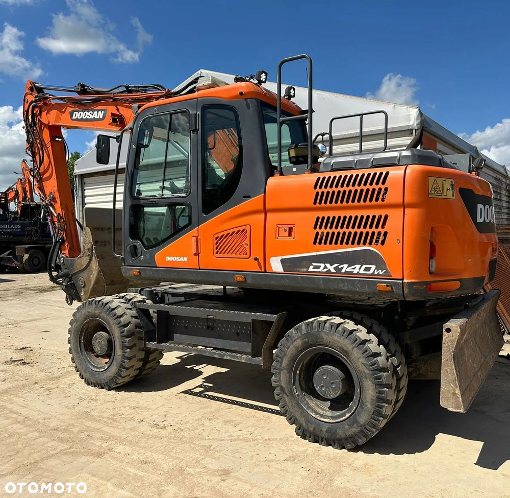 Doosan DX140W-5 - 6