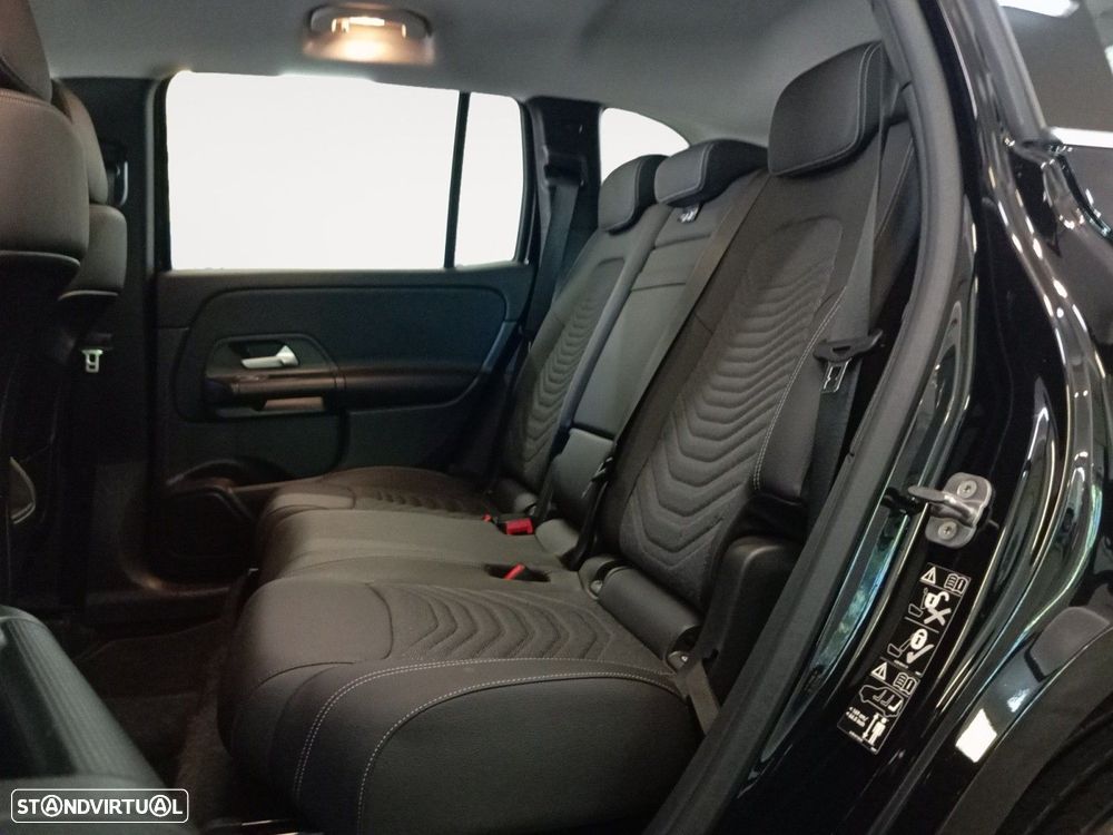 Mercedes-Benz GLB 180 d - 13