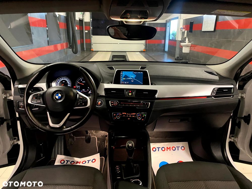 BMW X2 sDrive18d Business Edition - 13