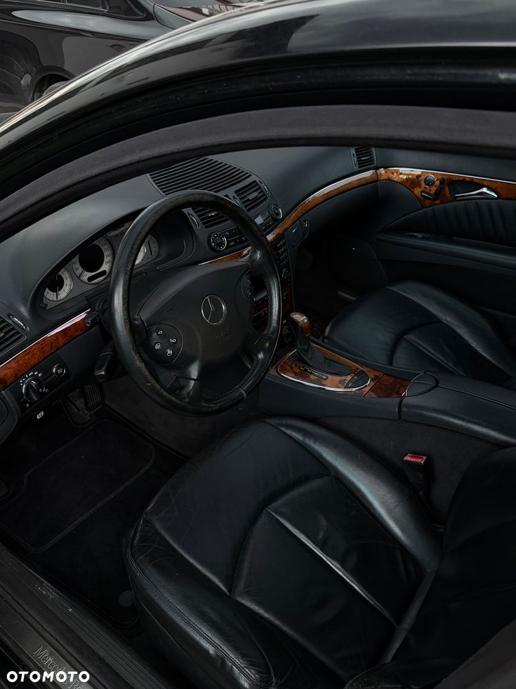 Mercedes-Benz Klasa E 500 Avantgarde - 13