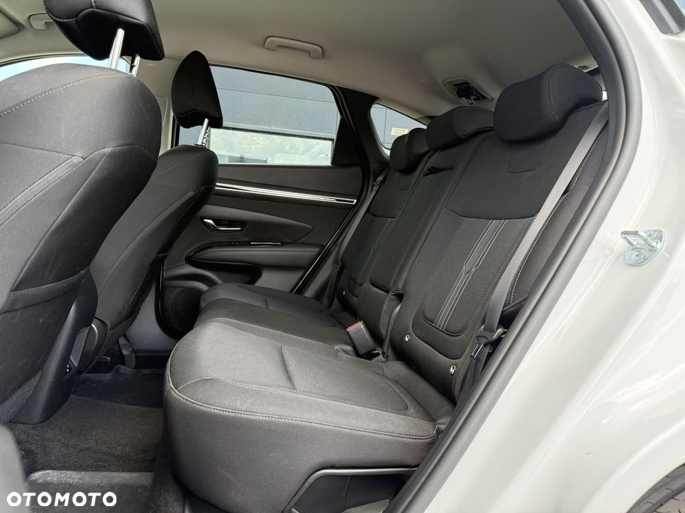 Hyundai Tucson 1.6 T-GDi Smart 2WD - 27