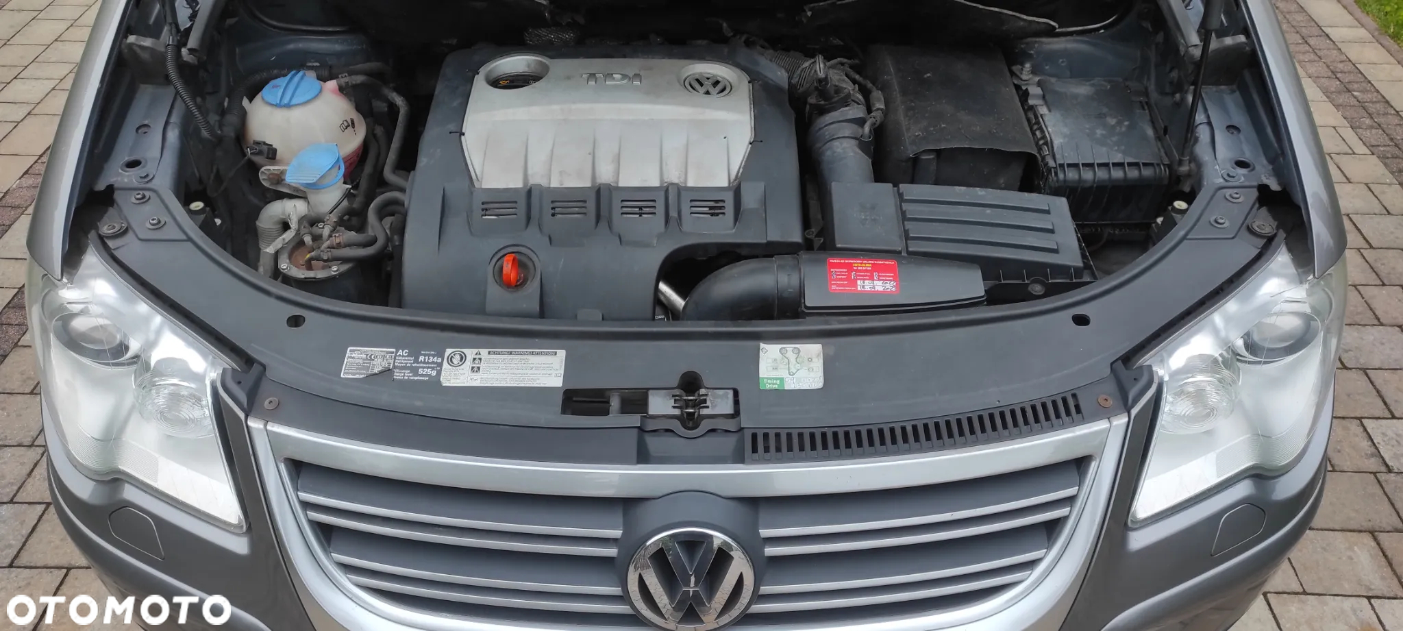 Volkswagen Touran 2.0 TDI DPF R-Line Edition - 15