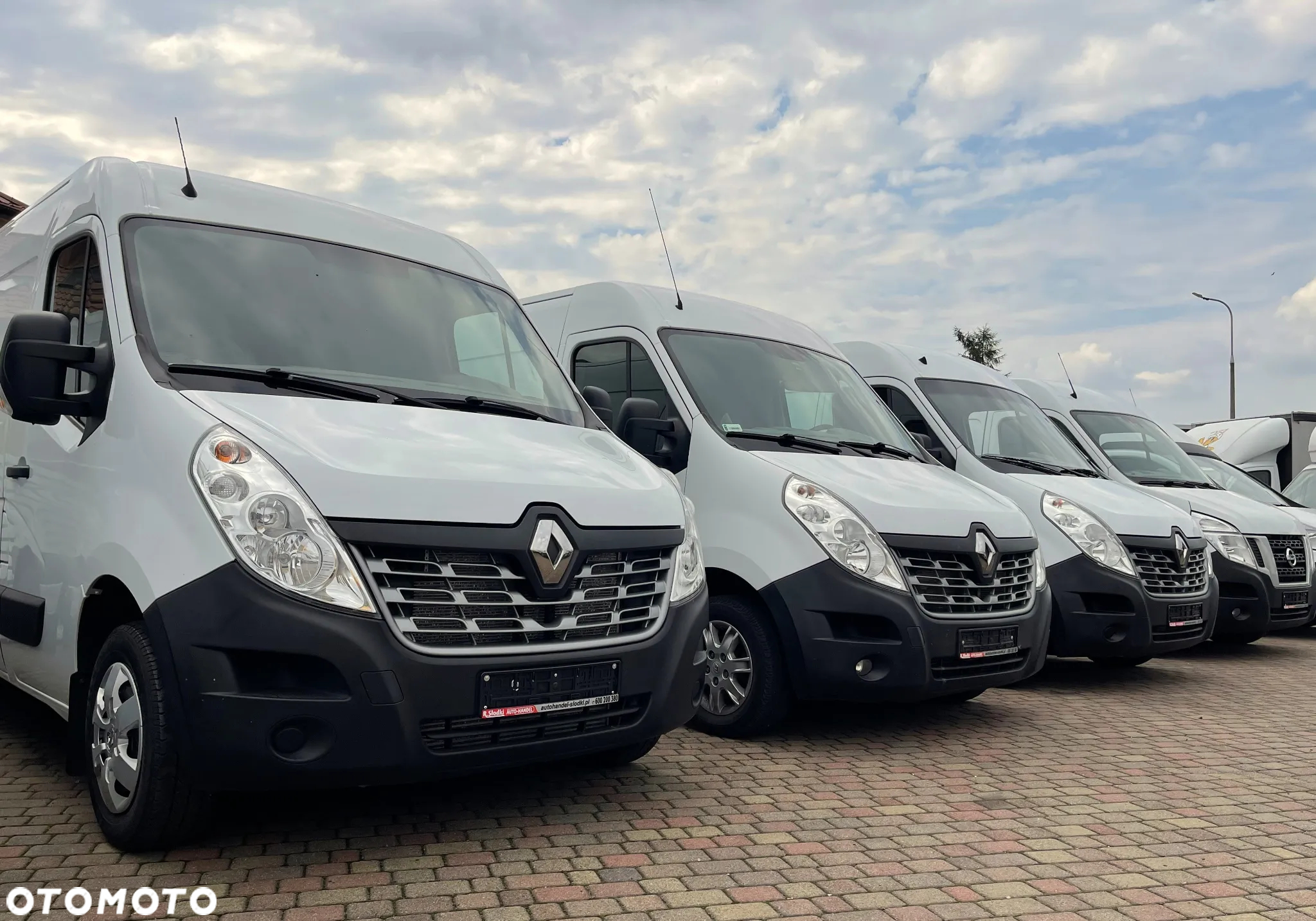 Renault Master Doka Bliźniaki - 34