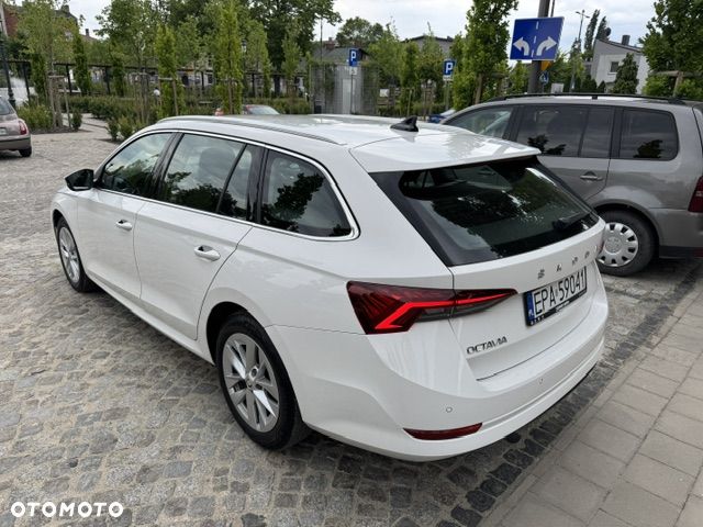 Skoda Octavia 2.0 TDI Style DSG - 4
