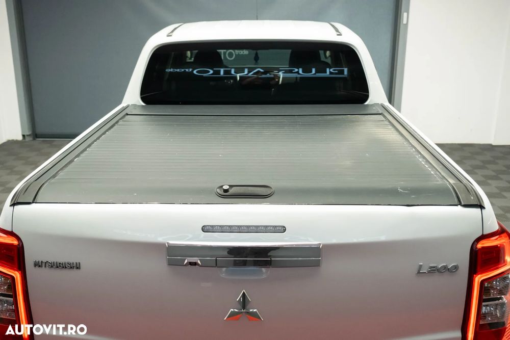 Mitsubishi L200 Double Cab 2.2 DI-D A/T Instyle - 12