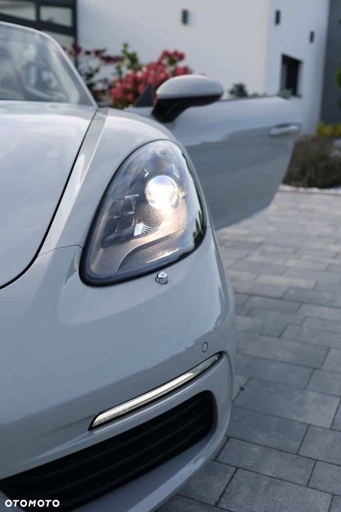 Porsche Boxster - 27