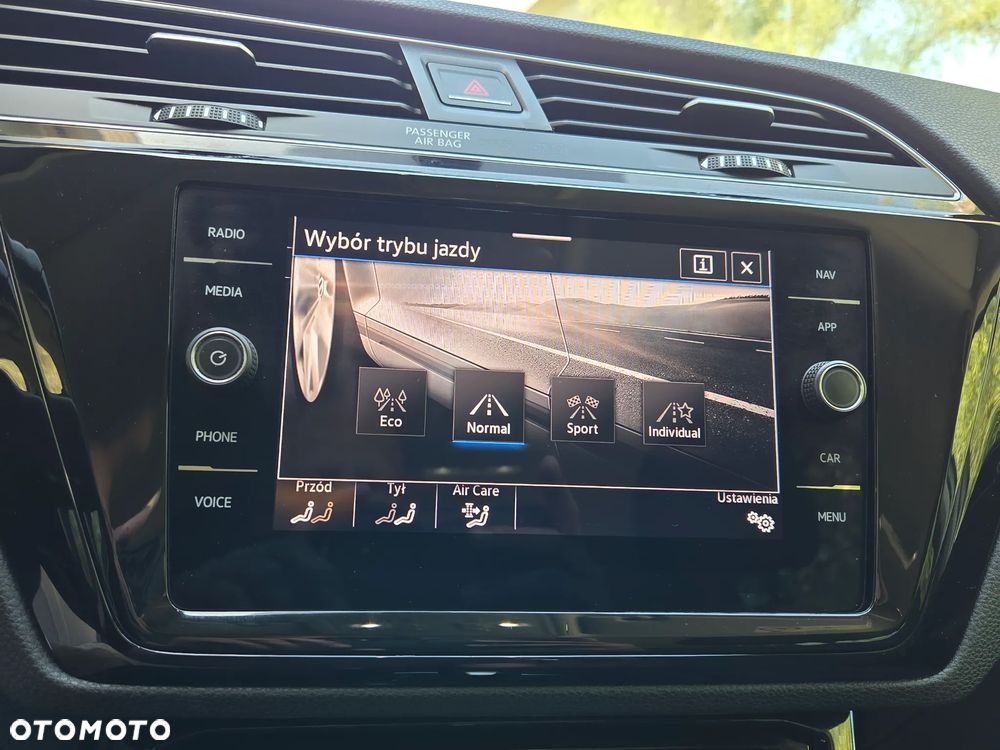 Volkswagen Touran 1.5 TSI EVO Highline DSG - 16