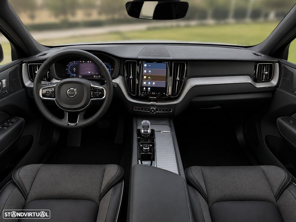 Volvo XC 60 T8 AWD Recharge Plus Black Edition - 17