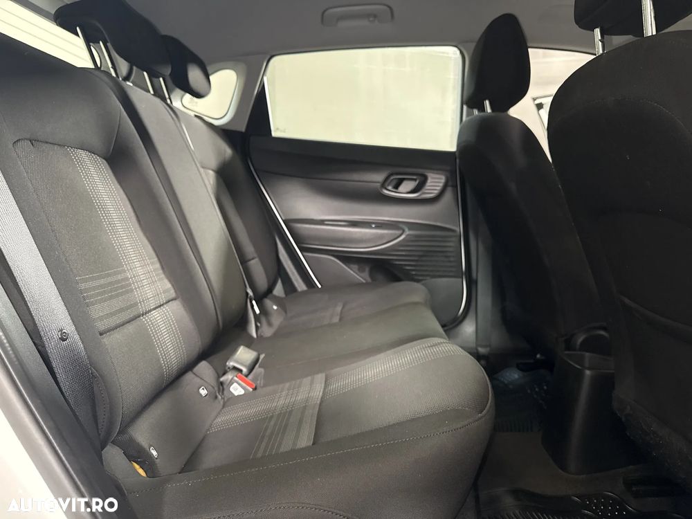 Hyundai i20 - 13