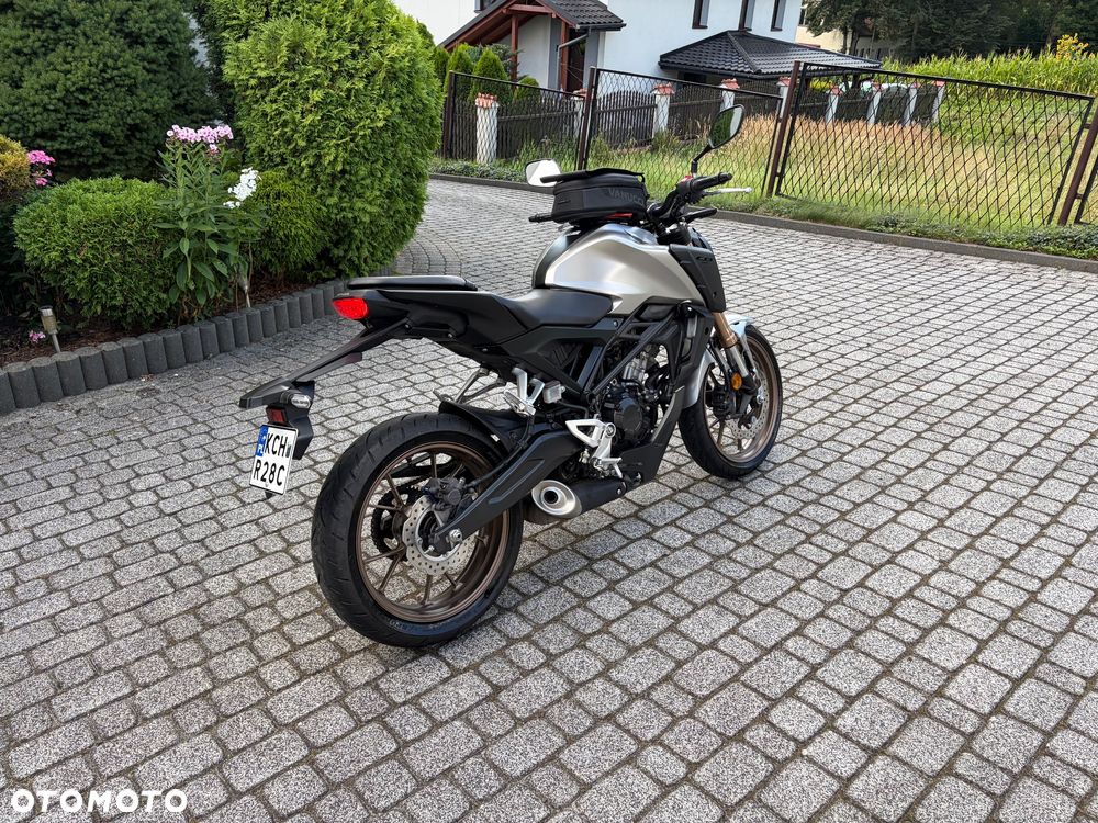 Honda CB - 3
