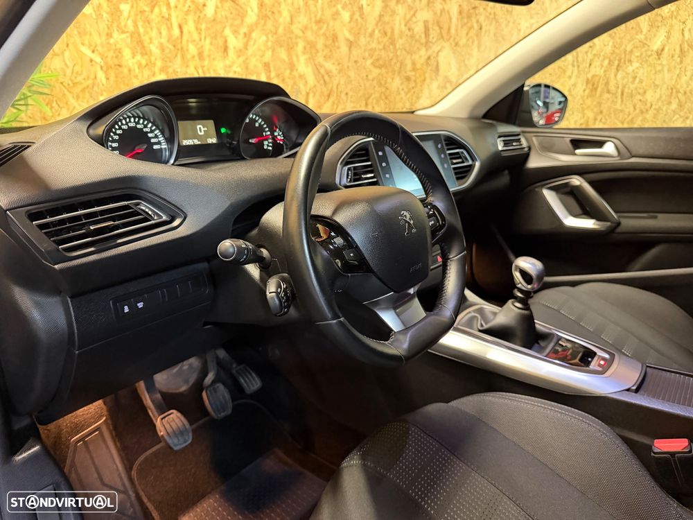 Peugeot 308 1.6 BlueHDi Allure J17 - 8