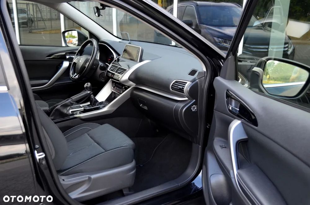 Mitsubishi Eclipse Cross 1.5 T-MIVEC ClearTec 2WD Intro Edition - 19