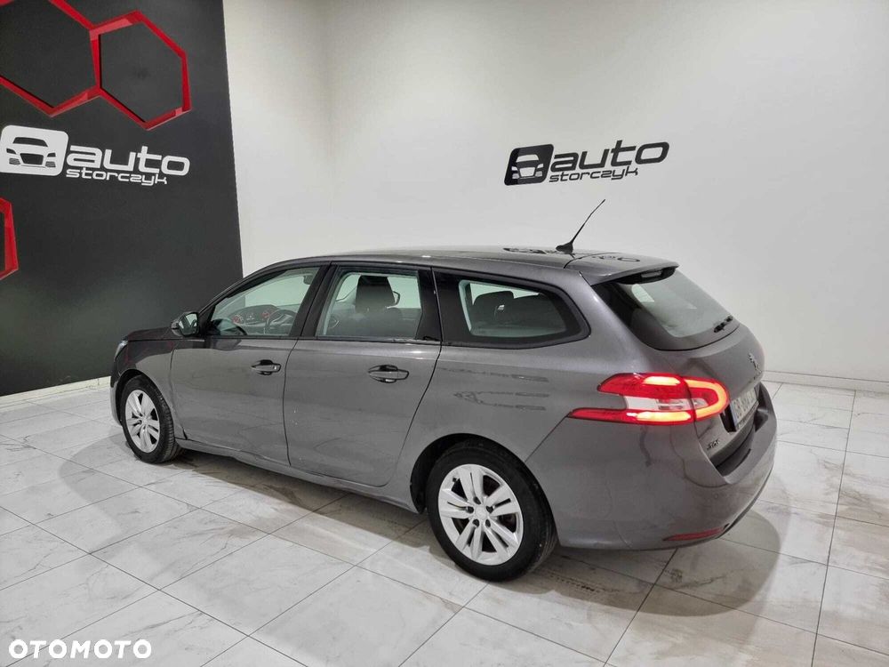Peugeot 308 - 3