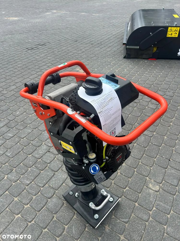 Bobcat R60 Power - 12