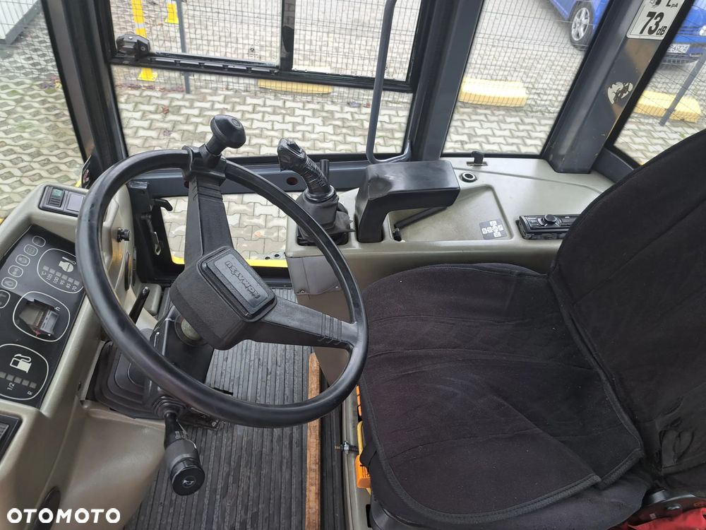 Komatsu WA 115PT-3 - 15