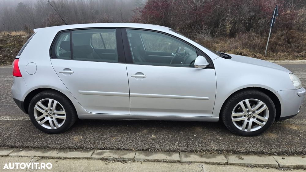 Volkswagen Golf 1.6 Highline - 7