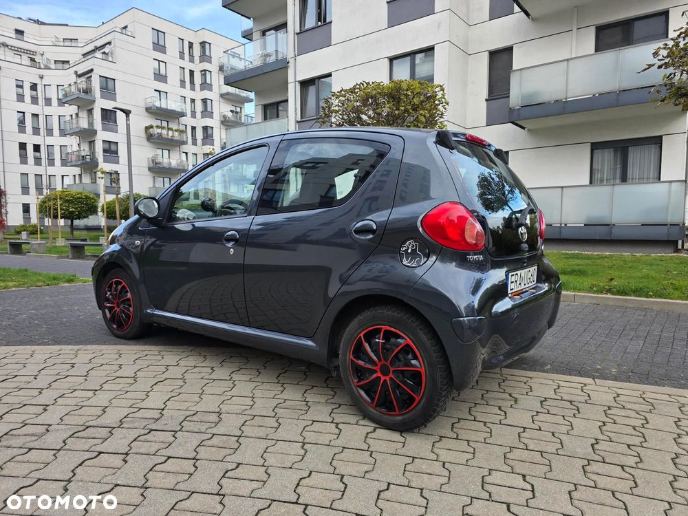 Toyota Aygo - 18