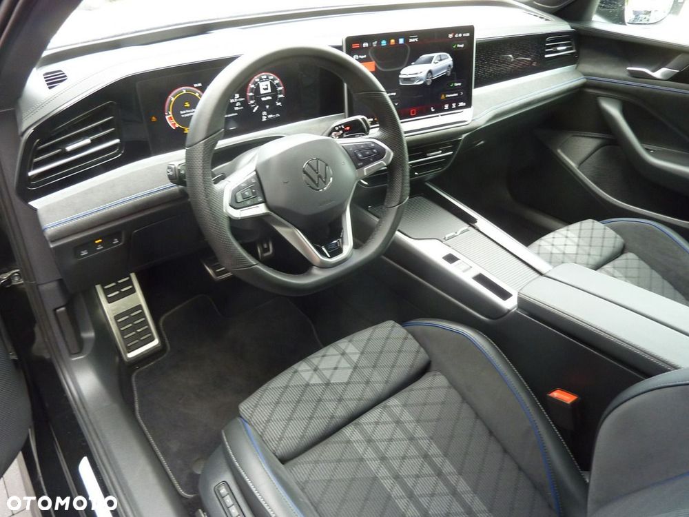 Volkswagen Passat - 9