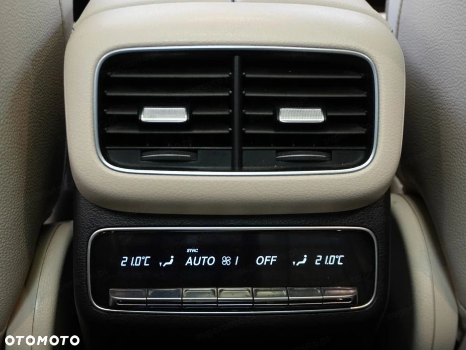 Mercedes-Benz GLE - 13