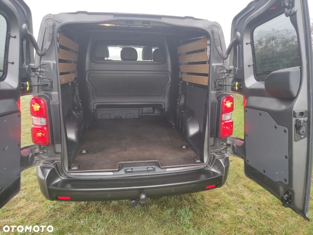 Toyota proace - 8