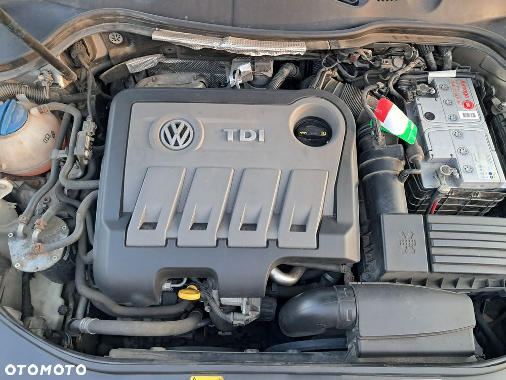 Volkswagen Passat 2.0 TDI 4Mot Comfortline - 6