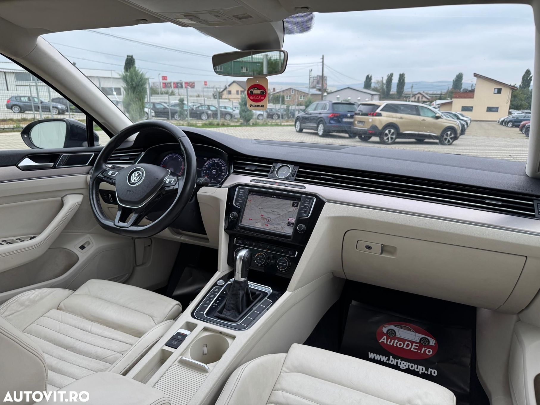 Volkswagen Passat - 6
