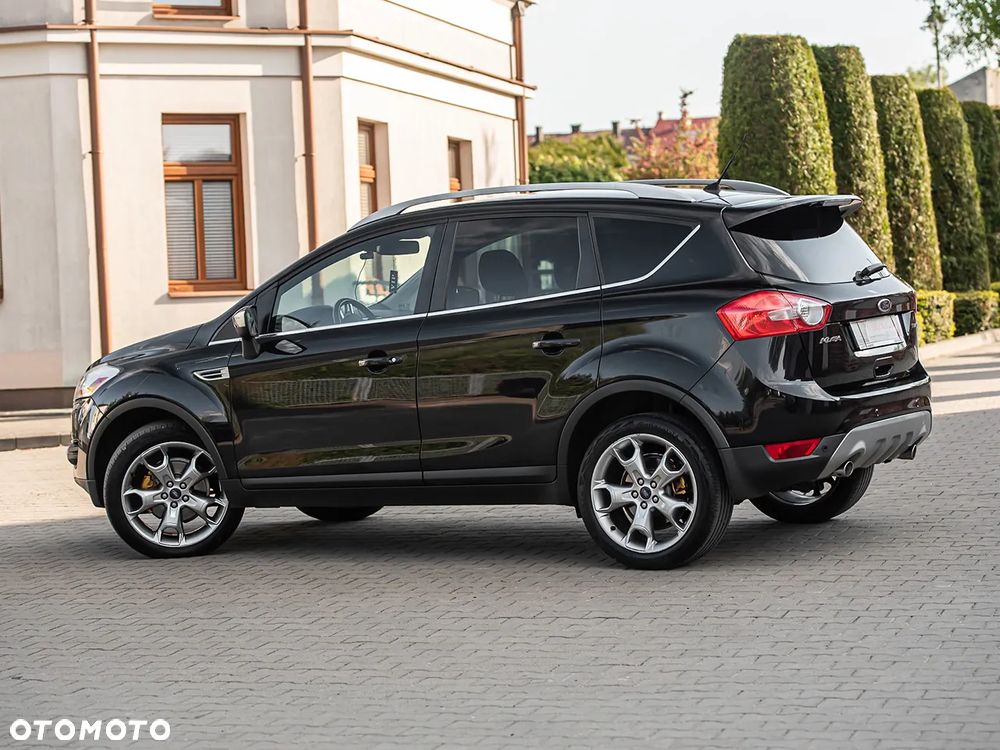 Ford Kuga 2.0 TDCi 2x4 Titanium - 10