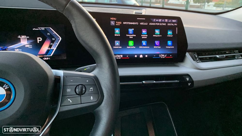 BMW iX2 eDrive20 - 17