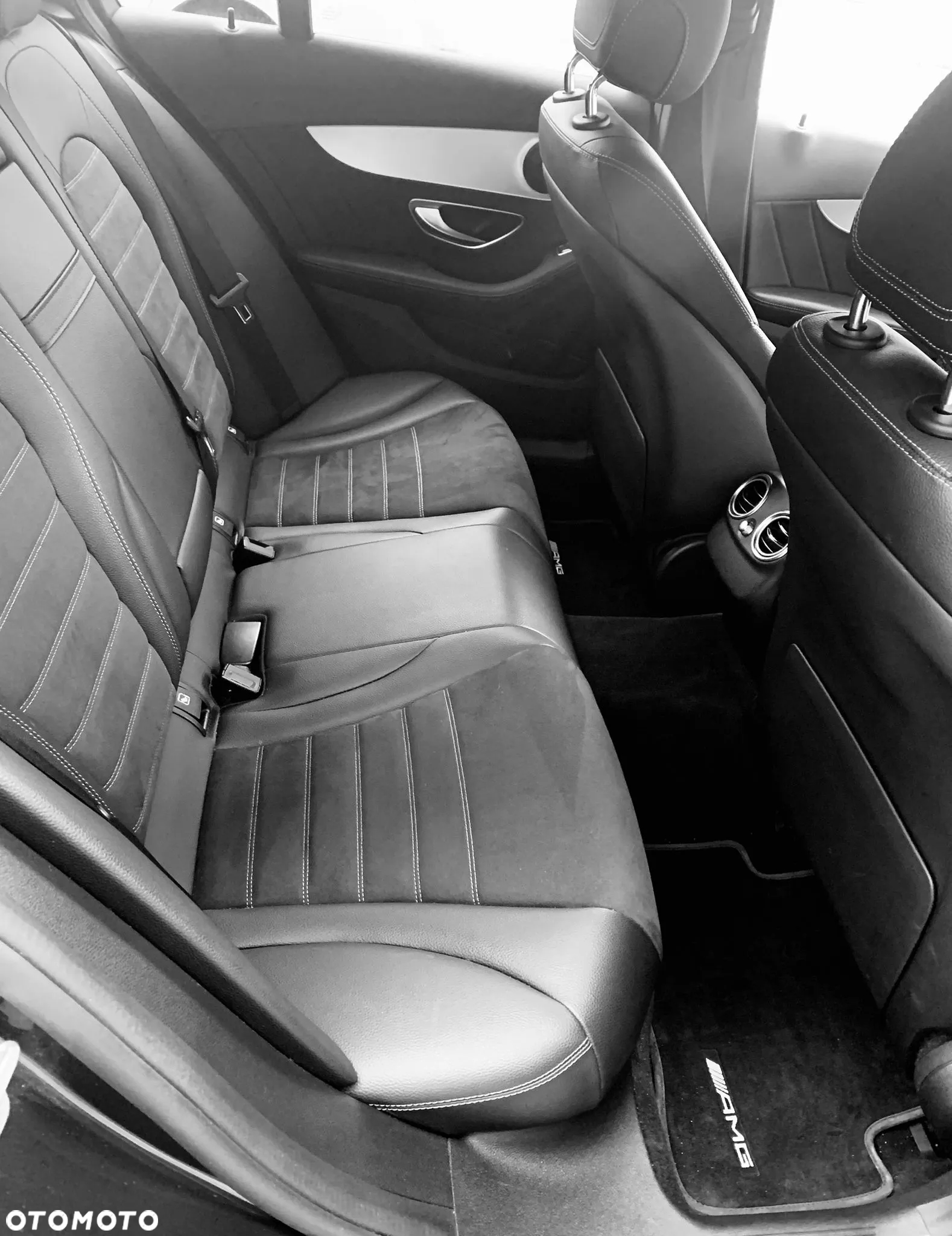 Mercedes-Benz Klasa C 220 d T 9G-TRONIC AMG Line - 18