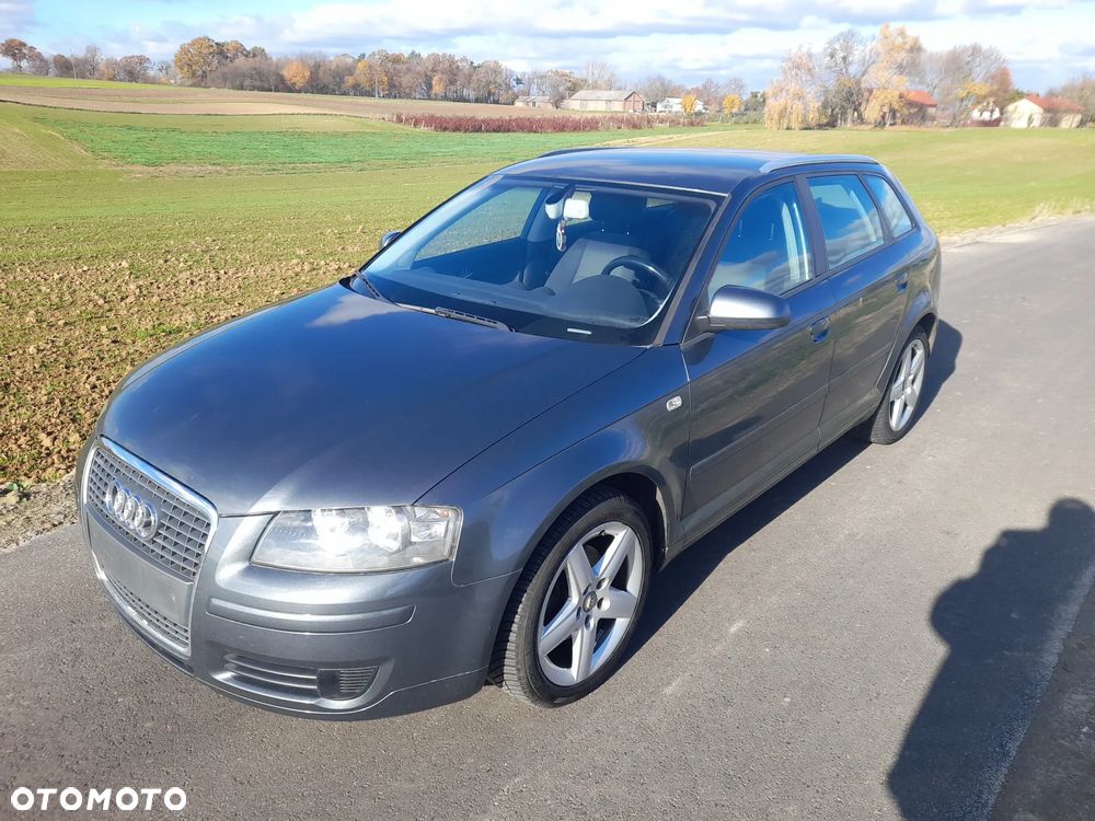 Audi A3 Sportback - 2