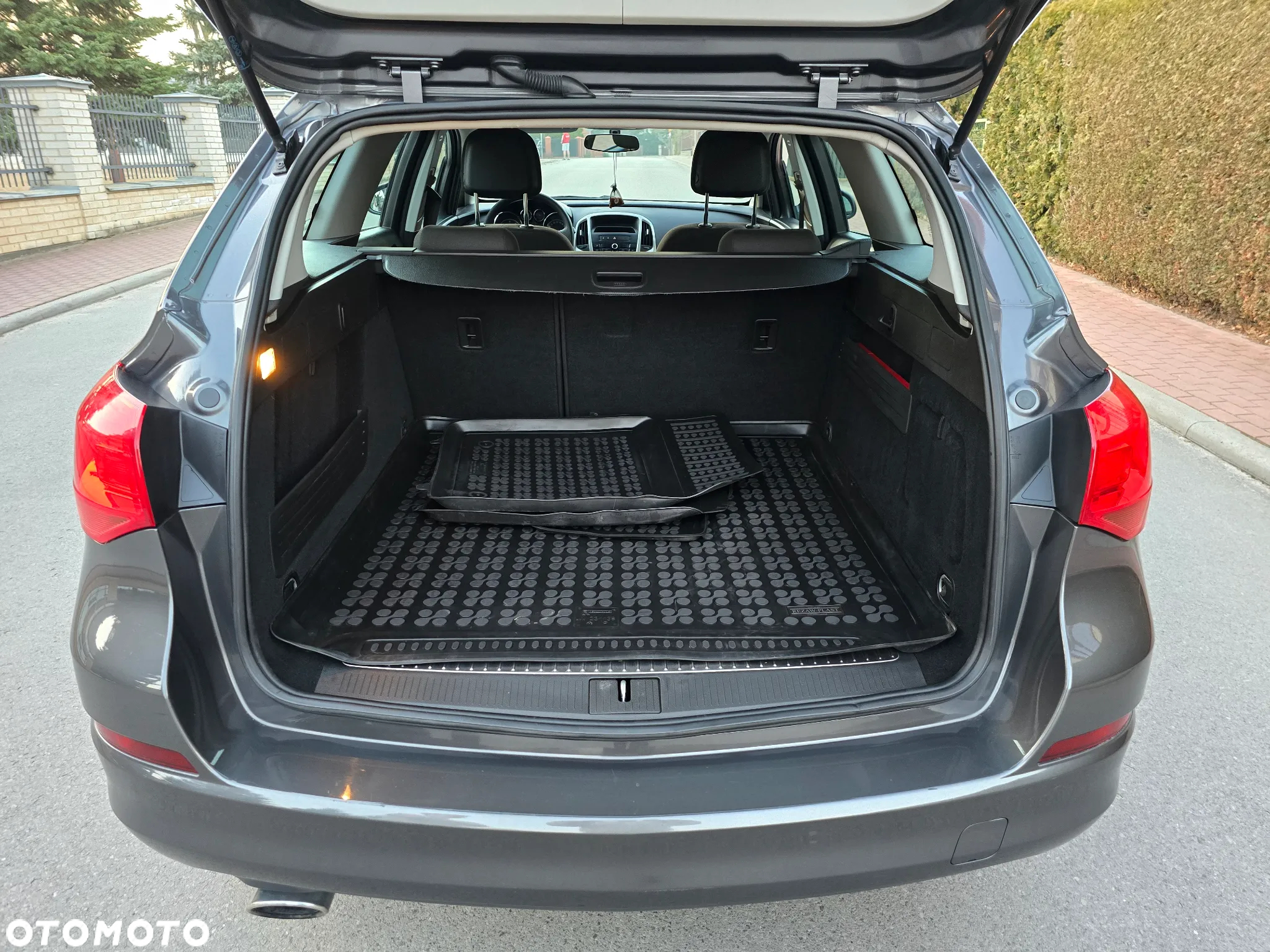 Opel Astra IV 2.0 CDTI Sport - 10