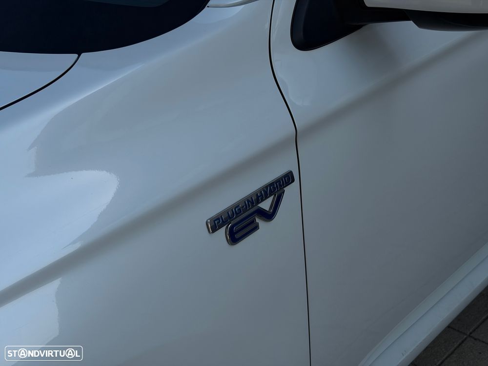 Mitsubishi Outlander 2.0 4WD - 15