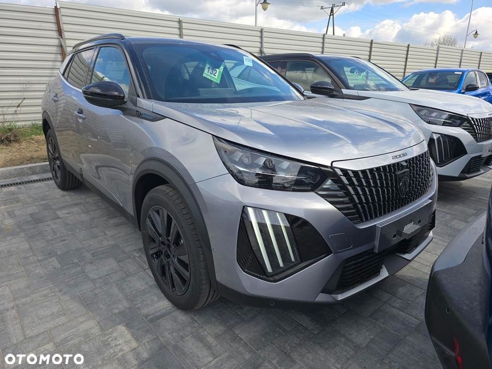 Peugeot 2008 PureTech mHEV GT E-DCS6 - 3