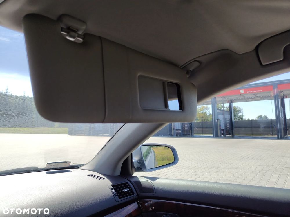 Audi A4 Limousine - 25