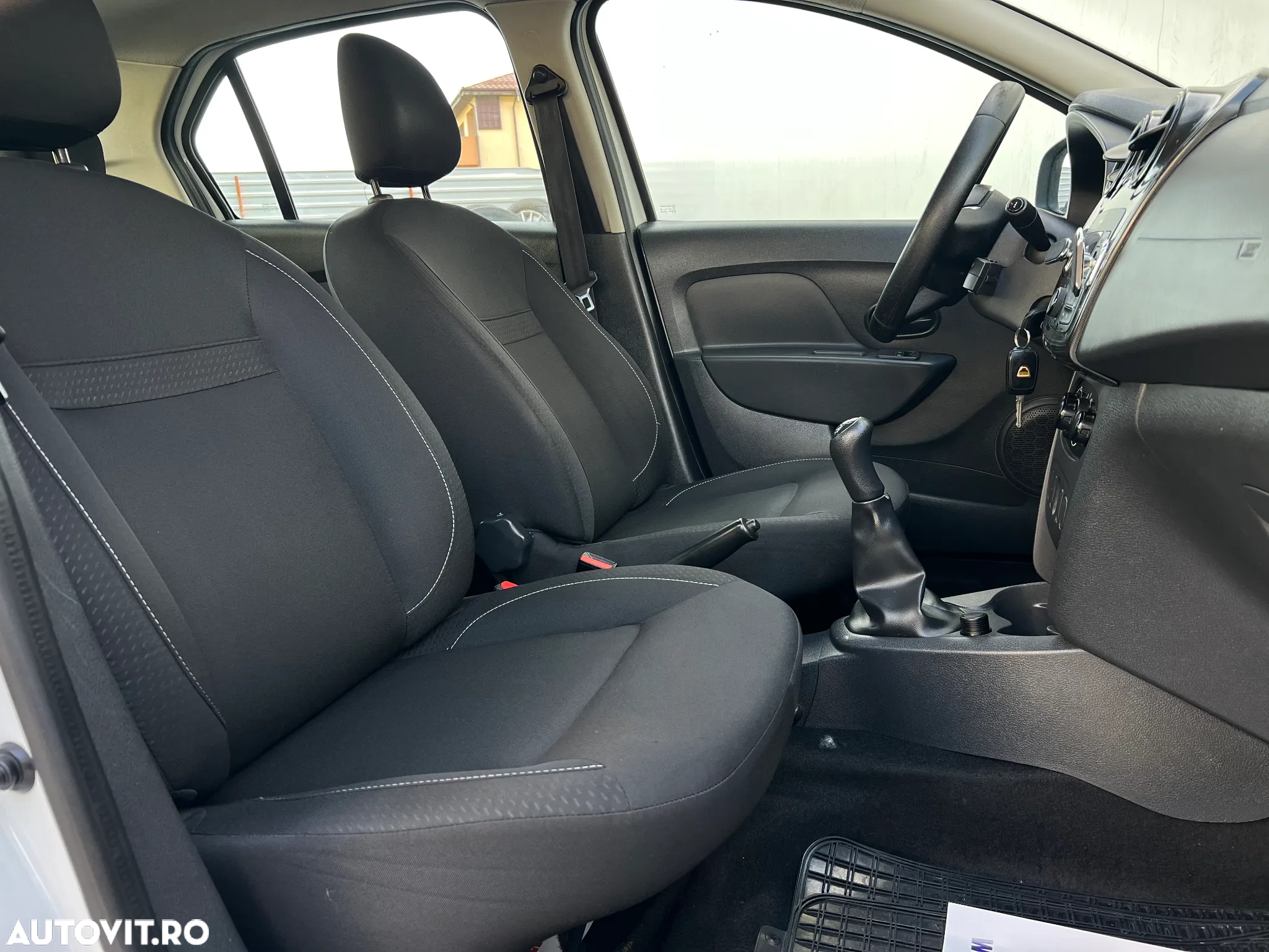 Dacia Logan 1.0 SCe Ambiance - 9
