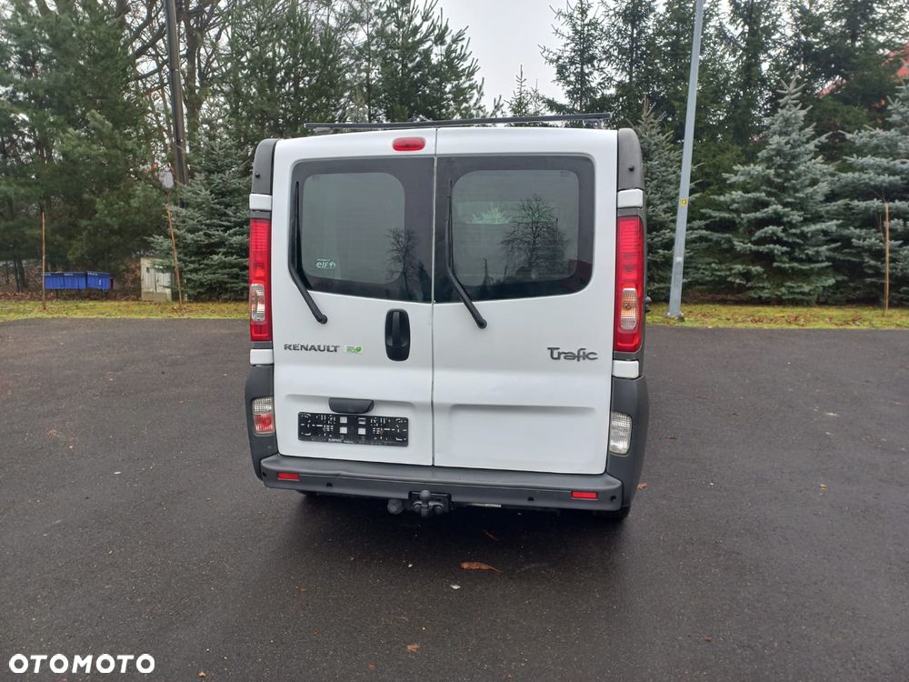 Renault TRAFIC - 12