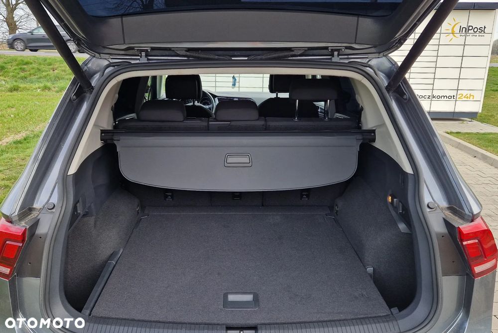 Volkswagen Tiguan - 9