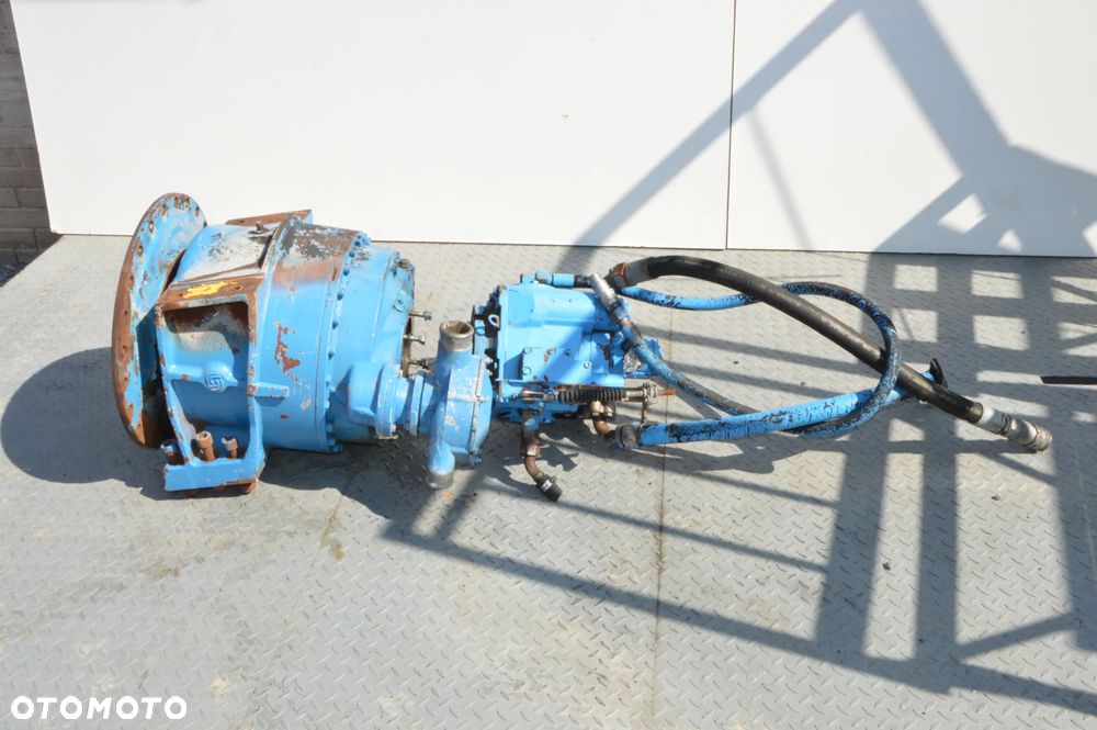 napęd betoniarki betonomieszarki motoreduktor Sauer-Danfoss 513462 pompa hydrauliczna