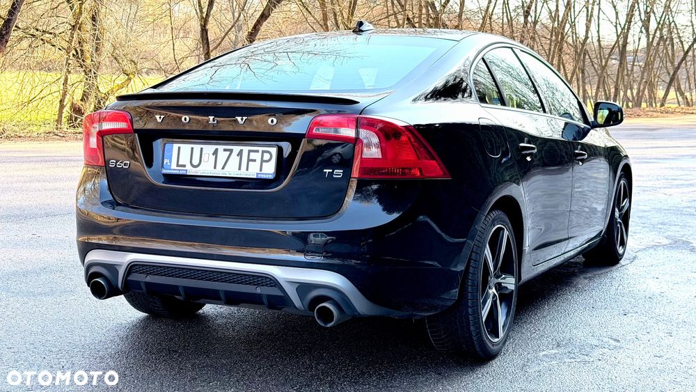 Volvo S60 T5 Drive-E R-Design Summum - 3