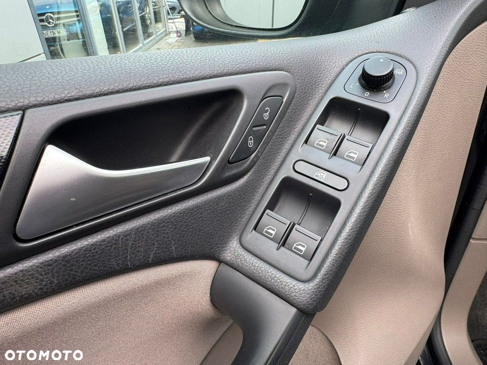 Volkswagen Golf 1.6 Comfortline - 17