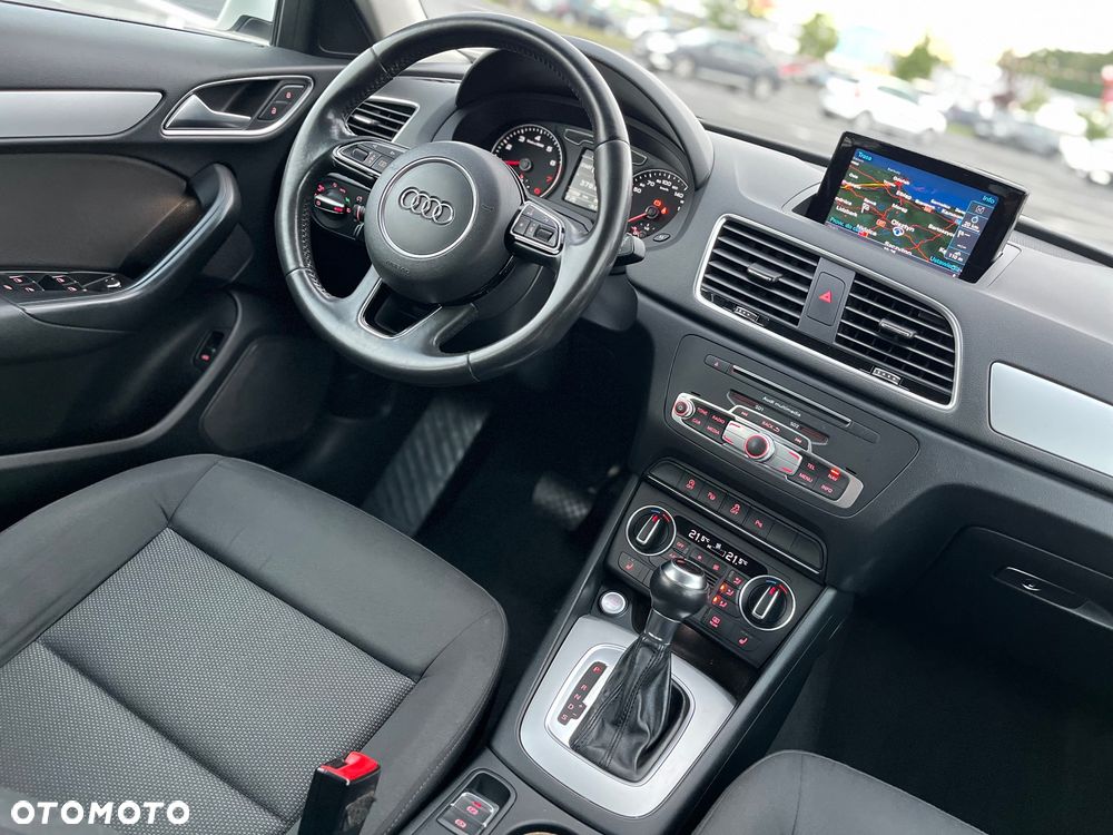 Audi Q3 1.4 TFSI Sport S tronic - 23