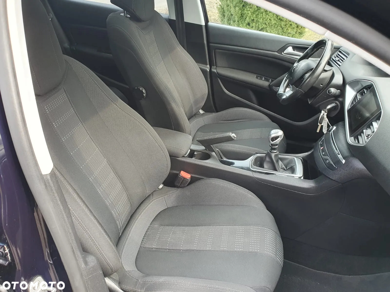Peugeot 308 1.6 BlueHDi Business Line S&S - 31