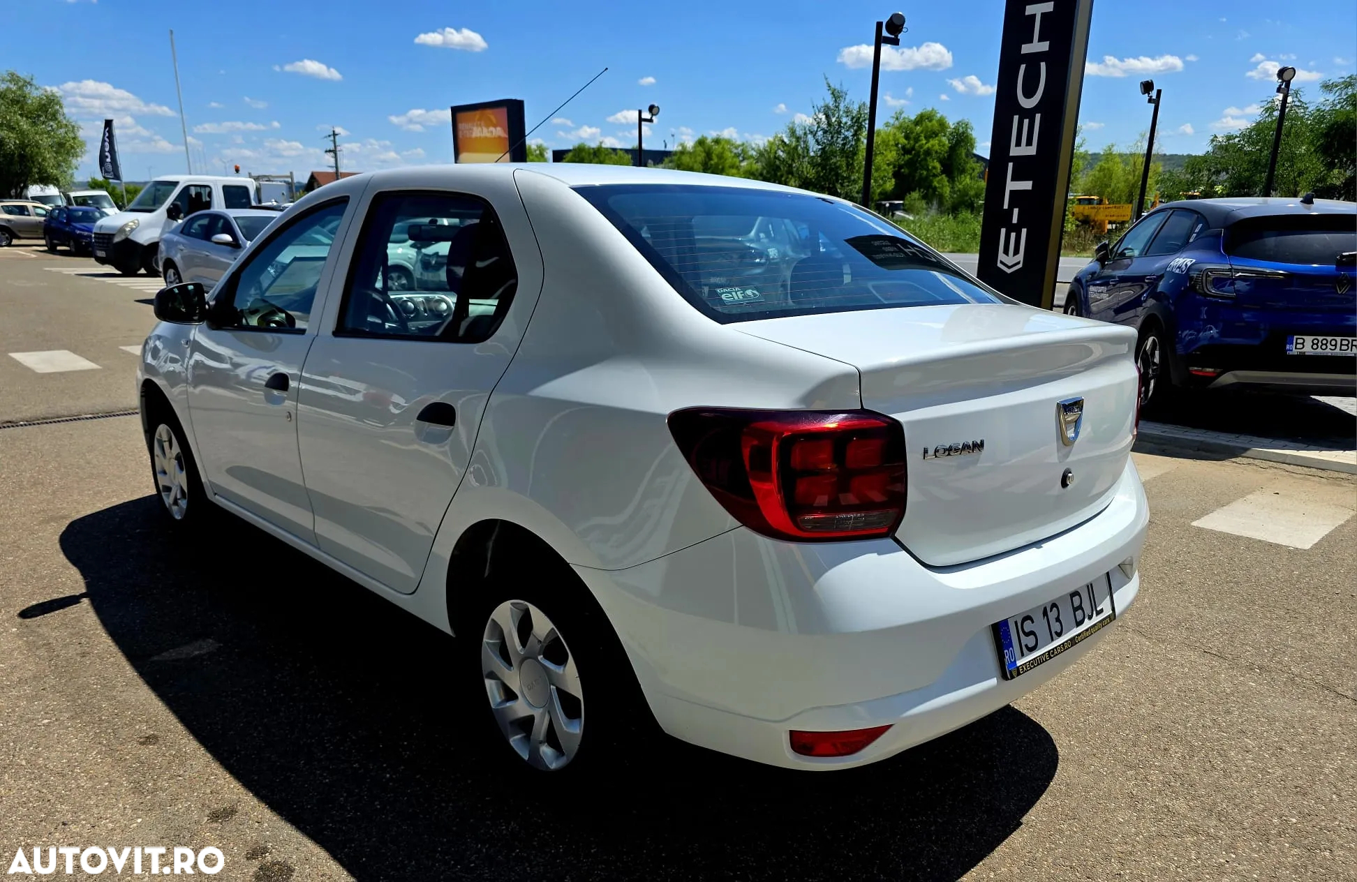 Dacia Logan 0.9 TCe Ambiance - 12