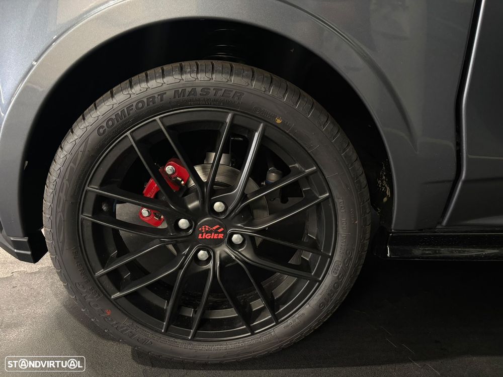 Ligier JS 50 - 4
