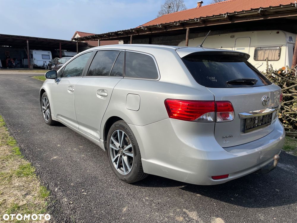 Toyota Avensis 1.6 Edition (2014) - 29