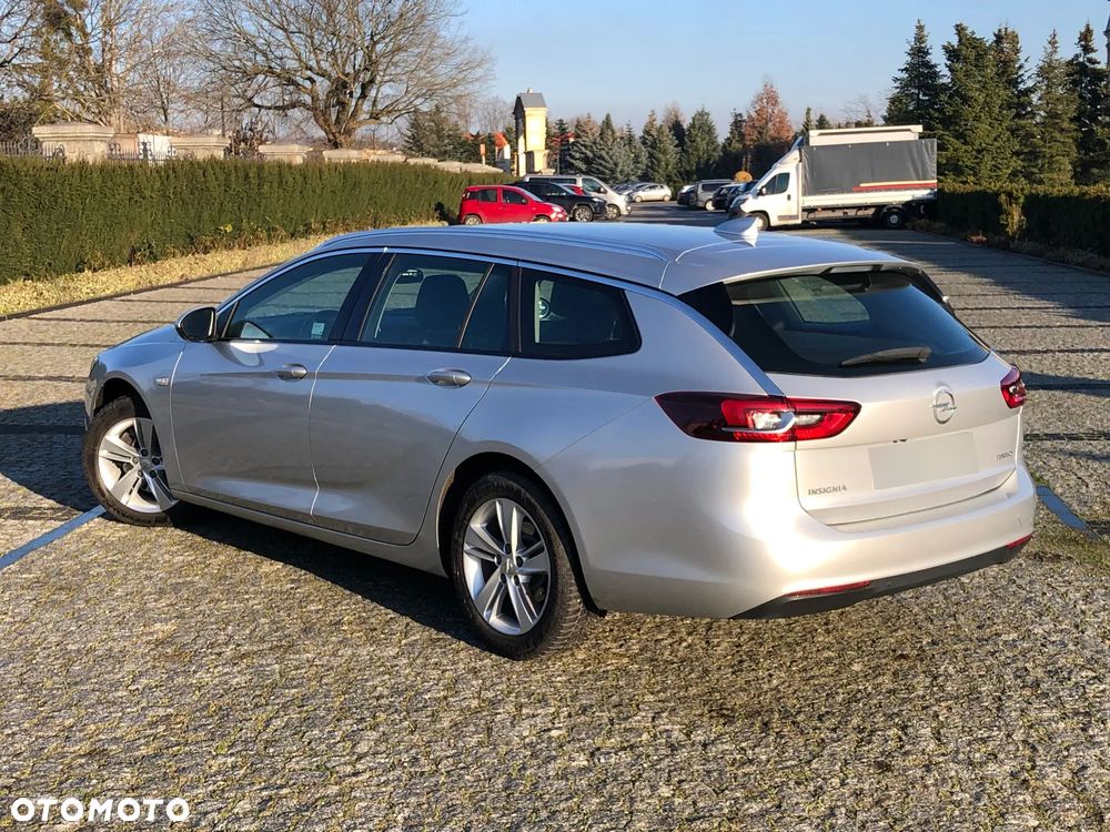 Opel Insignia - 21