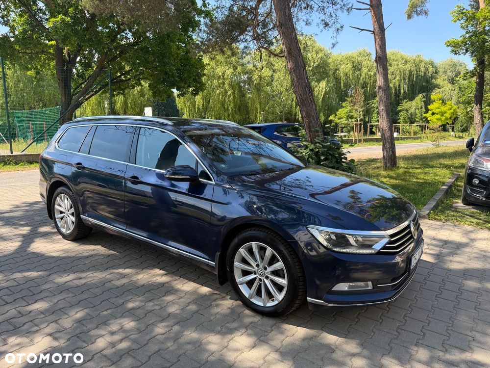 Volkswagen Passat - 2
