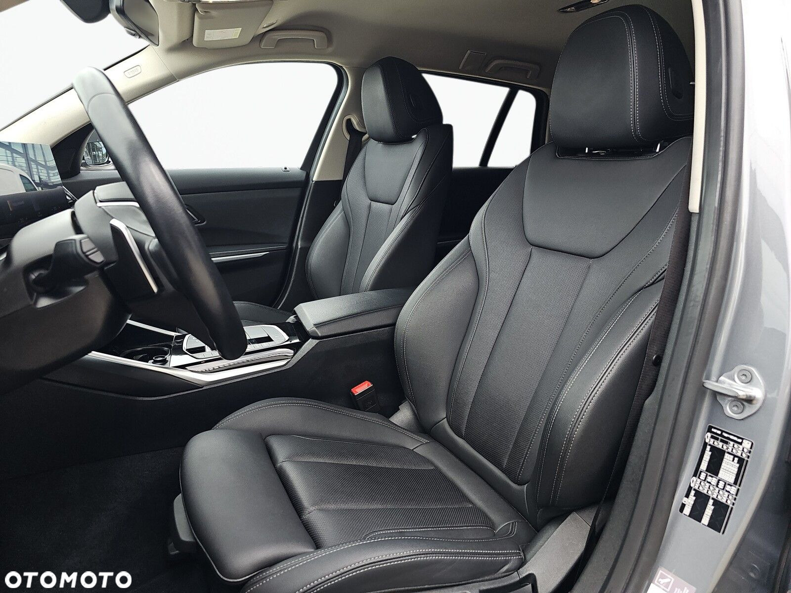 BMW Seria 3 318i Sport Line - 9